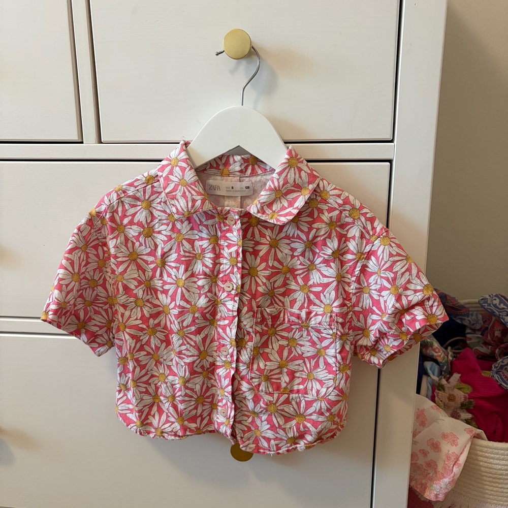 Zara Pink Floral Daisy Button-Up Shirt